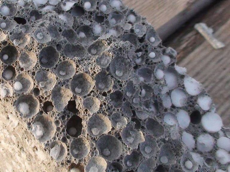 Вот так выглядит стареющий полистиролбетон