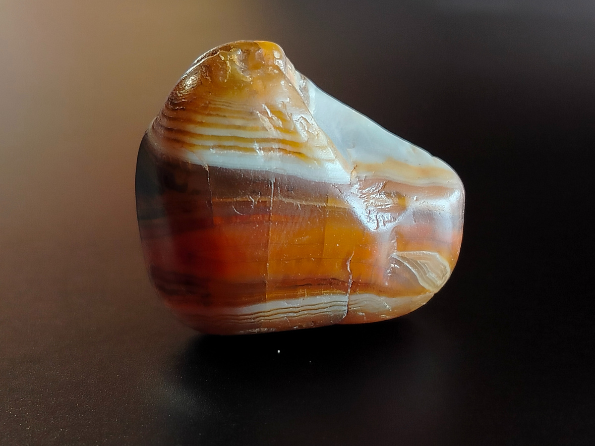 Цвет у него совершенно медовый!