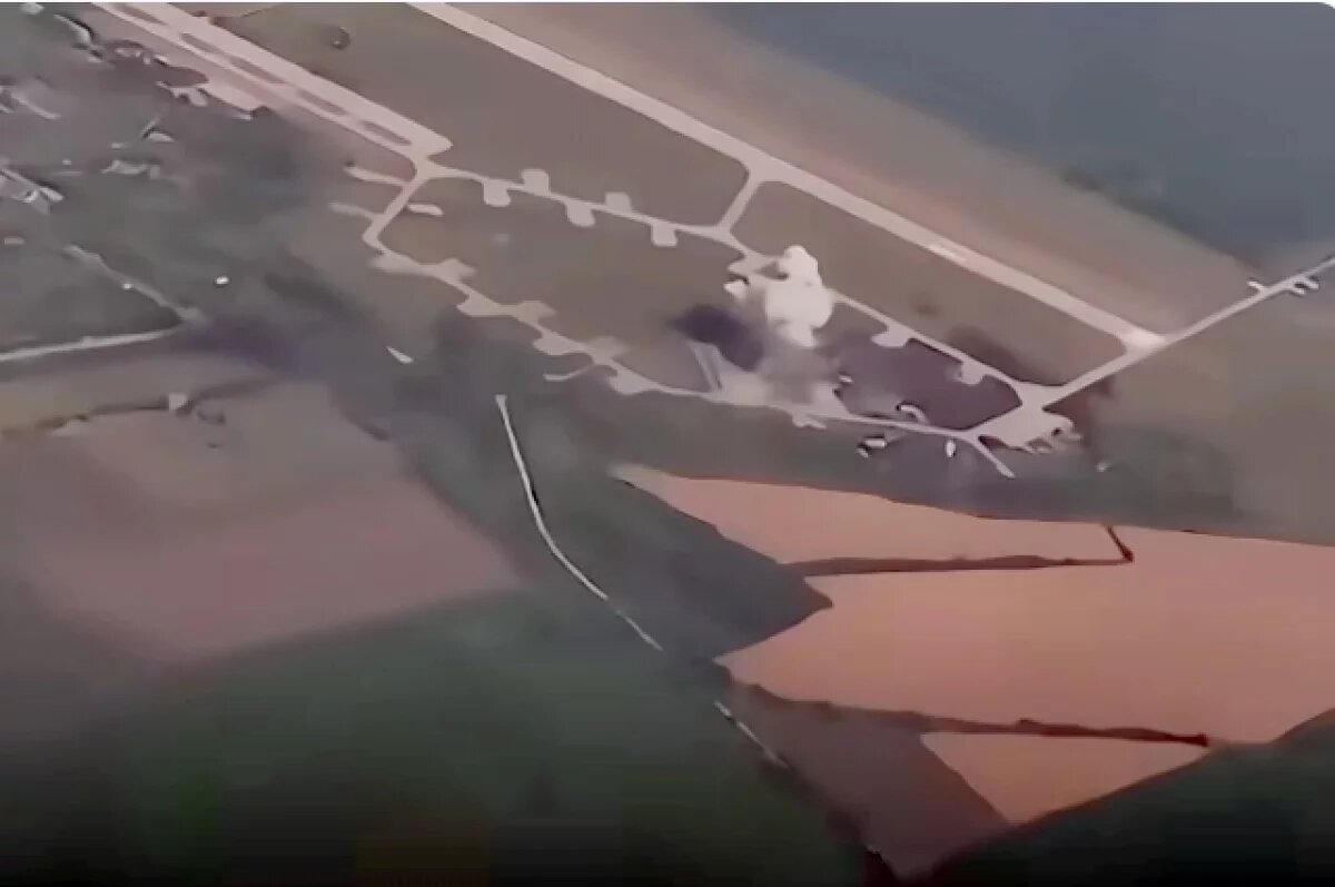    Удар по аэродрому в Миргороде.