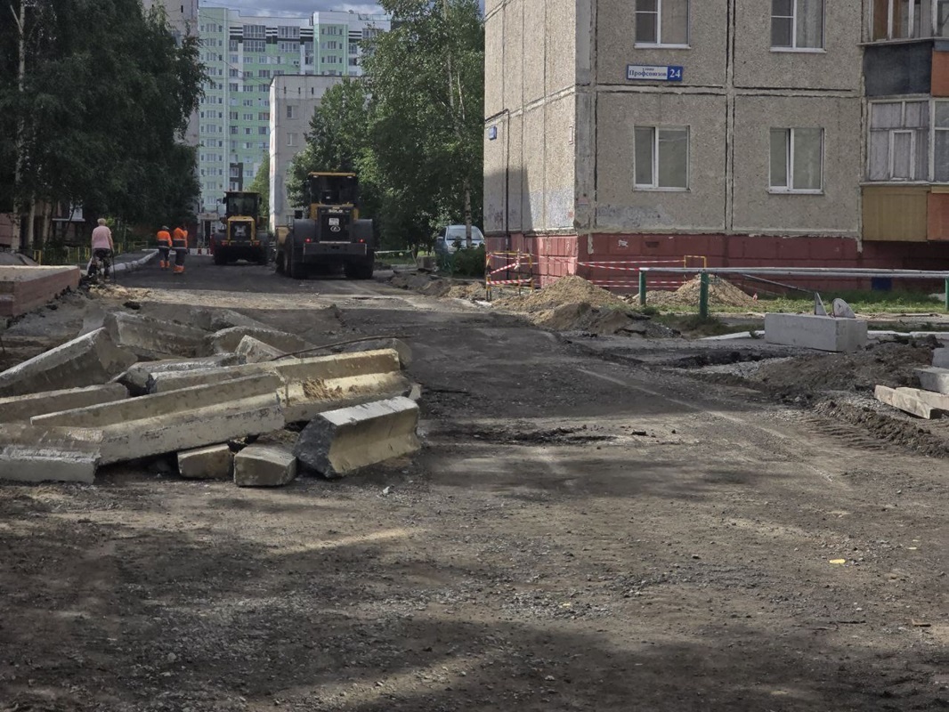    В Сургуте стартовал ремонт внутриквартальных проездов
