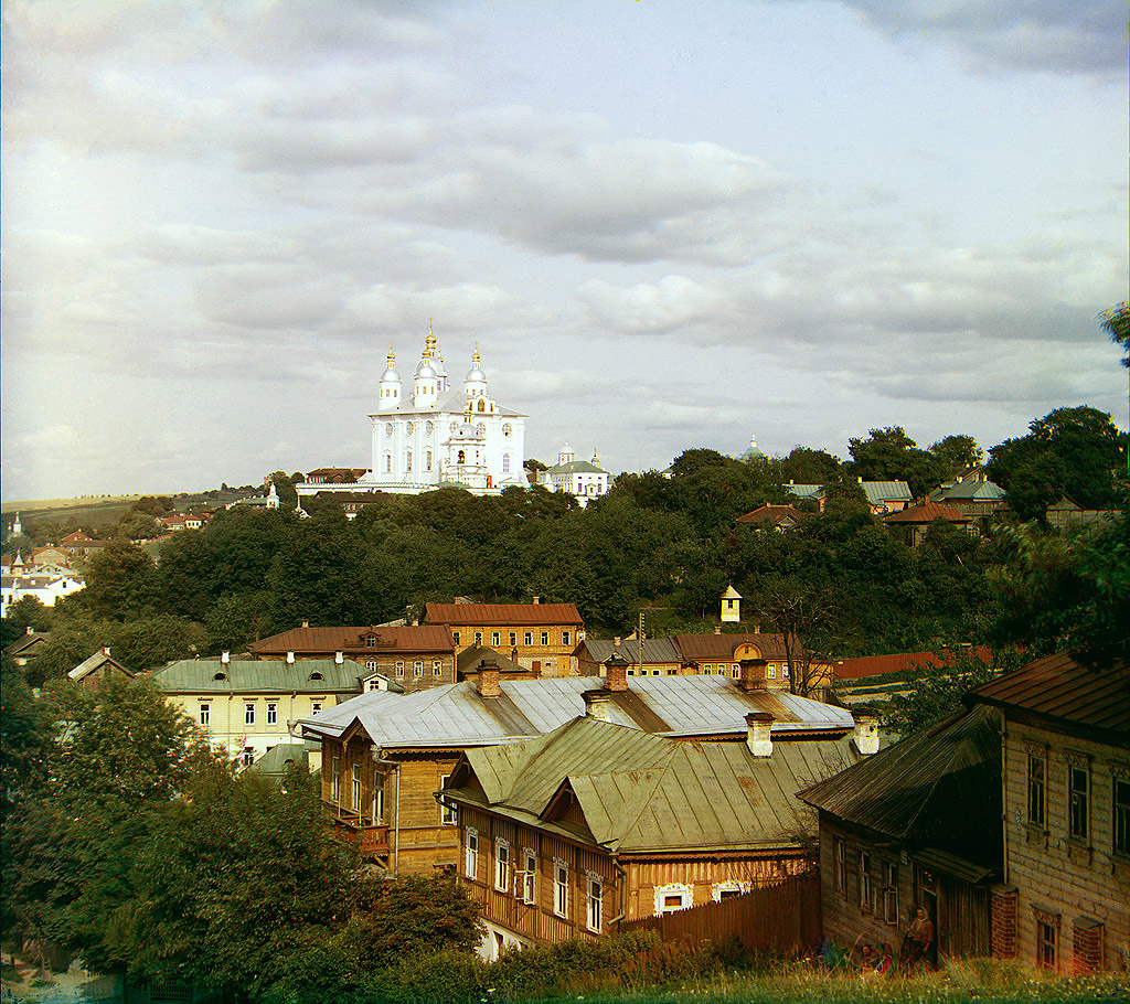 Фото с видом Успенского собора с Казанской горы. Эта фотография выполнена знаменитым фотографом С. М. Прокудиным-Горским в 1912 году.