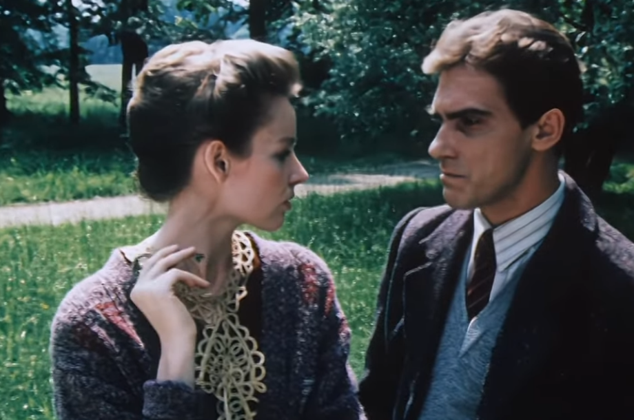 Жанна Эппле и Валерий Гаркалин. Кадр из фильма "Белые одежды", 1992, реж. Леонид Белозорович