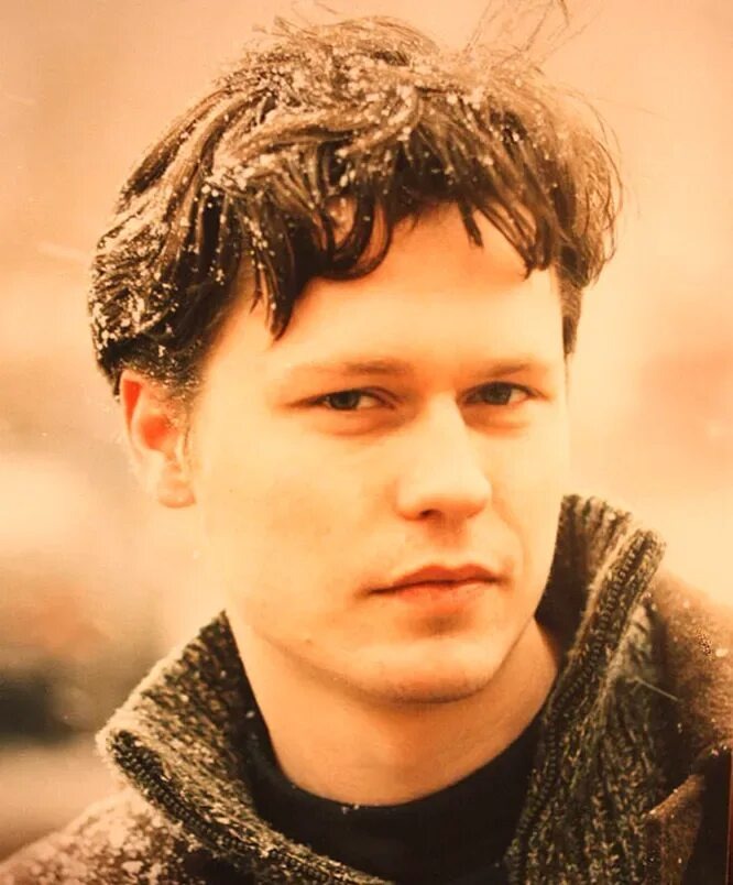 Вот так Денис выглядел в молодости 