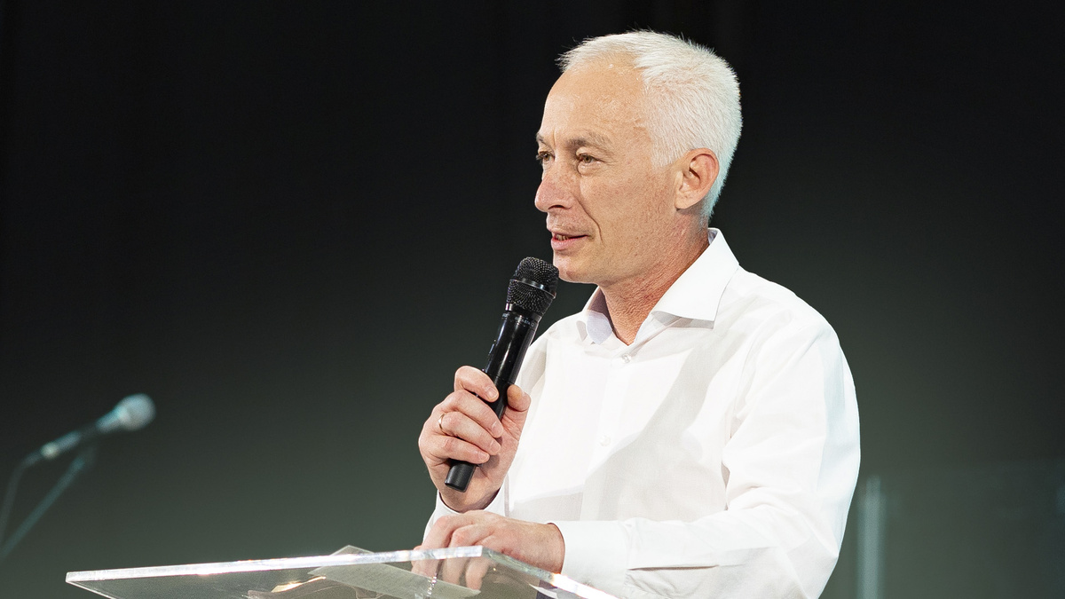 Александр Семернин, пастор церкви «Воскресшего Христа Спасителя» г. Бородино Красноярского края 