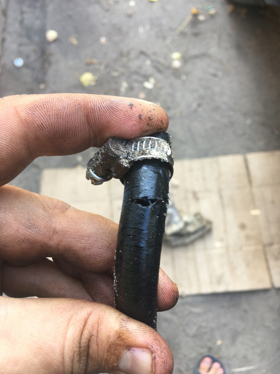 Не выдержал, возраст взял своё