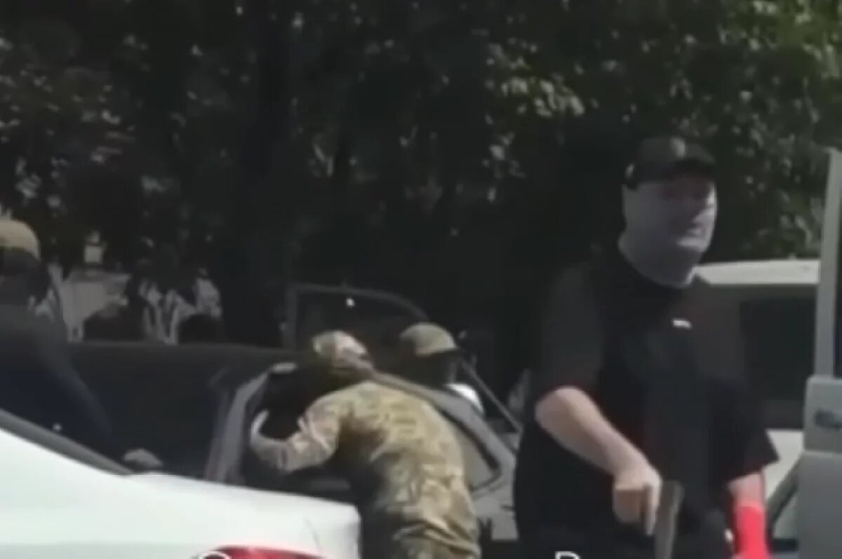    В Махачкале задержан водитель иномарки, сбивший двух наркополицейских