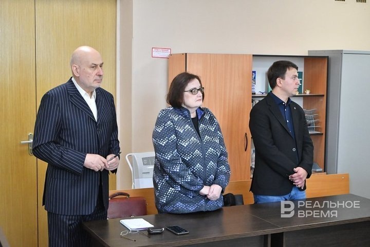 Несмотря на полное отрицание вины бывшая предправления банка оспаривать решения татарстанских судов в кассации не стала. Максим Платонов / realnoevremya.ru