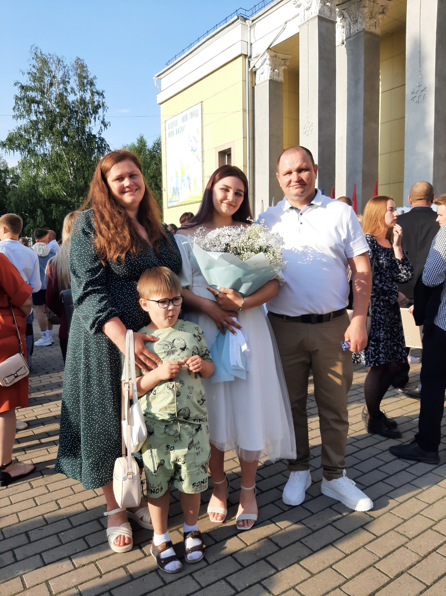 2023 год, выпускной у нашей принцессы. 