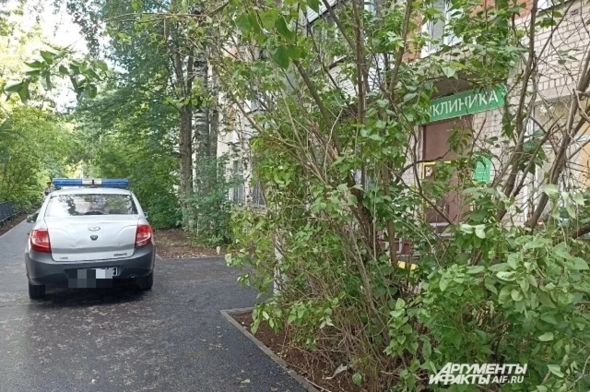    В Перми мужчину в больничной одежде задержали в детской поликлинике