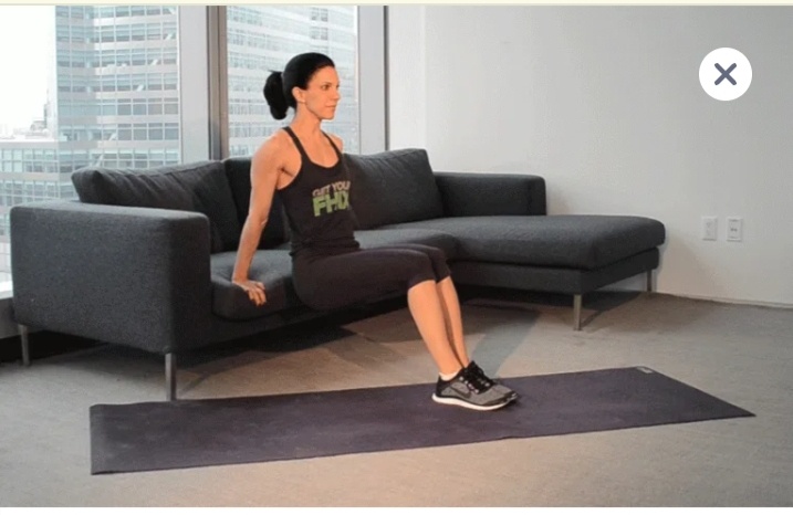 С упором от дивана. Работают мышцы рук и задняя поверхность бедра. Чувствую потом эти мышцы. (фото из интернета)