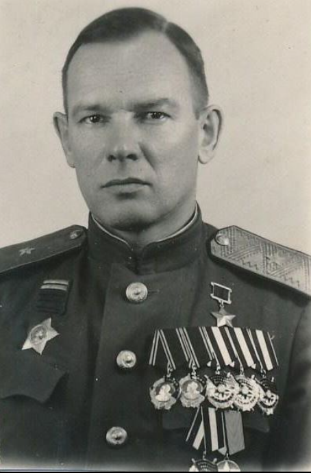генерал-майор А.В.Гладков