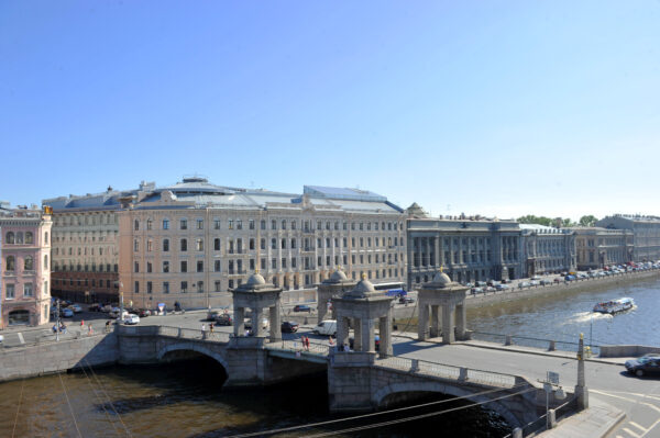 Здание ГУ Региональное управление Банка России по Северо-Западу на наб. реки Фонтанки