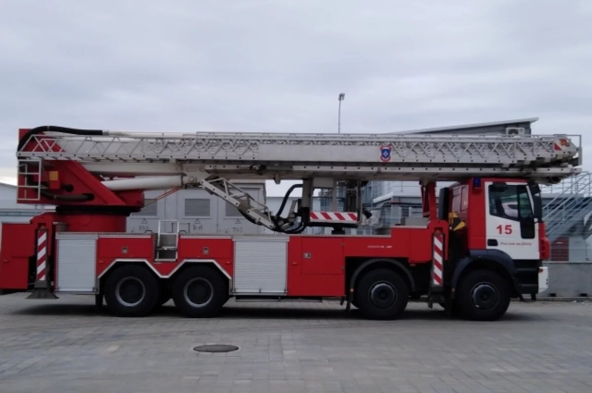    Три человека пострадали из-за пожара в мебельном цеху в Ростове