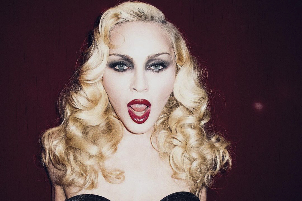     Даже чаевых не оставят: самые жадные звёзды Голливуда