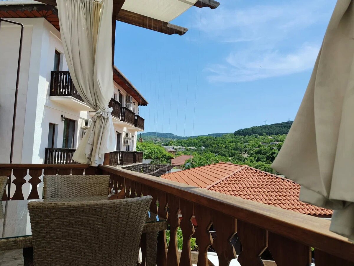 Кафе татарской кухни Алие (Бахчисарай, Крым). Фото Светы Давыдовой