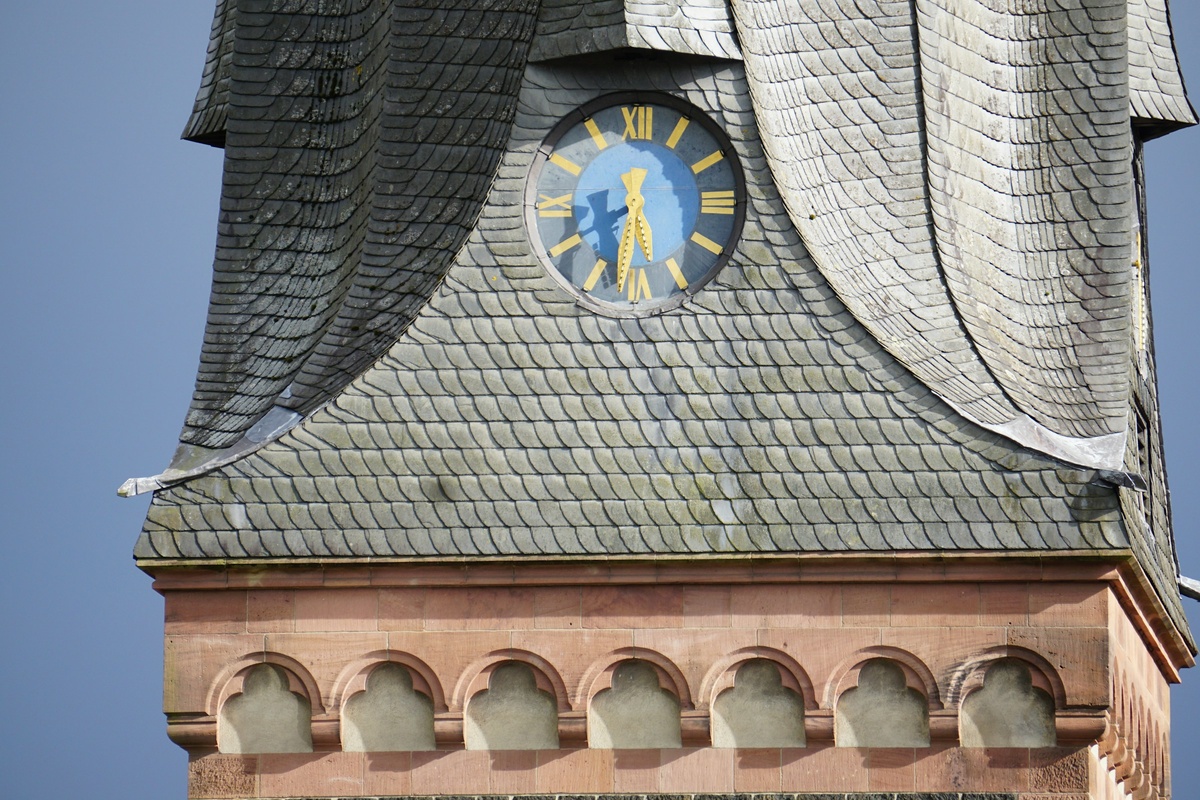 Photo by Georg Arthur Pflueger on Unsplash