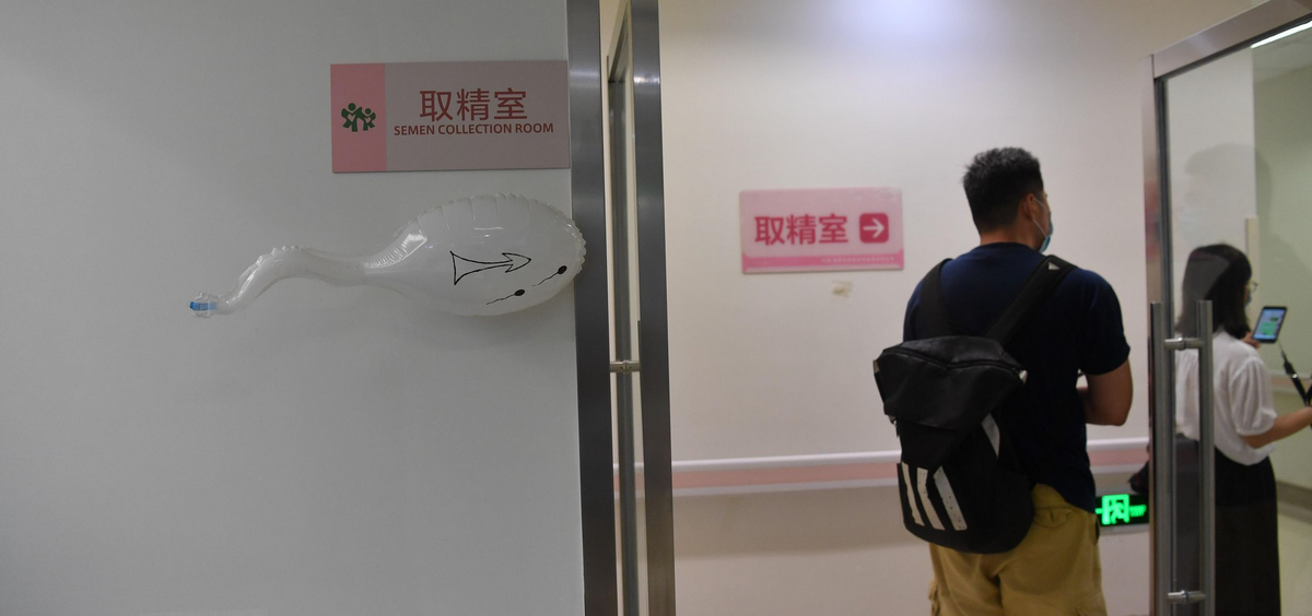 Зачем там на английском, если иностранцев не берут