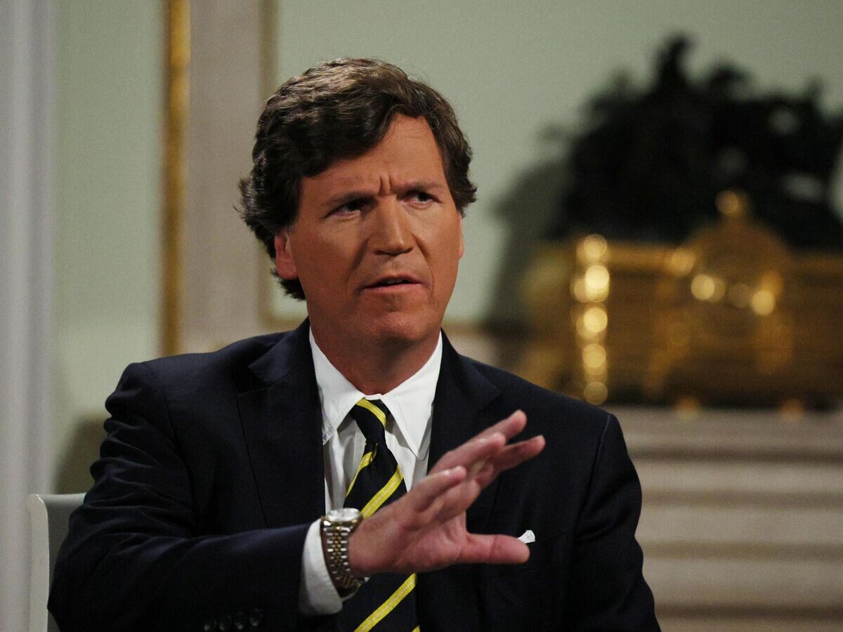    Американский журналист, основатель видеоплатформы Tucker Carlson Network Такер Карлсон во время интервью президента РФ Владимира Путина© РИА Новости / Гавриил Григоров, POOL