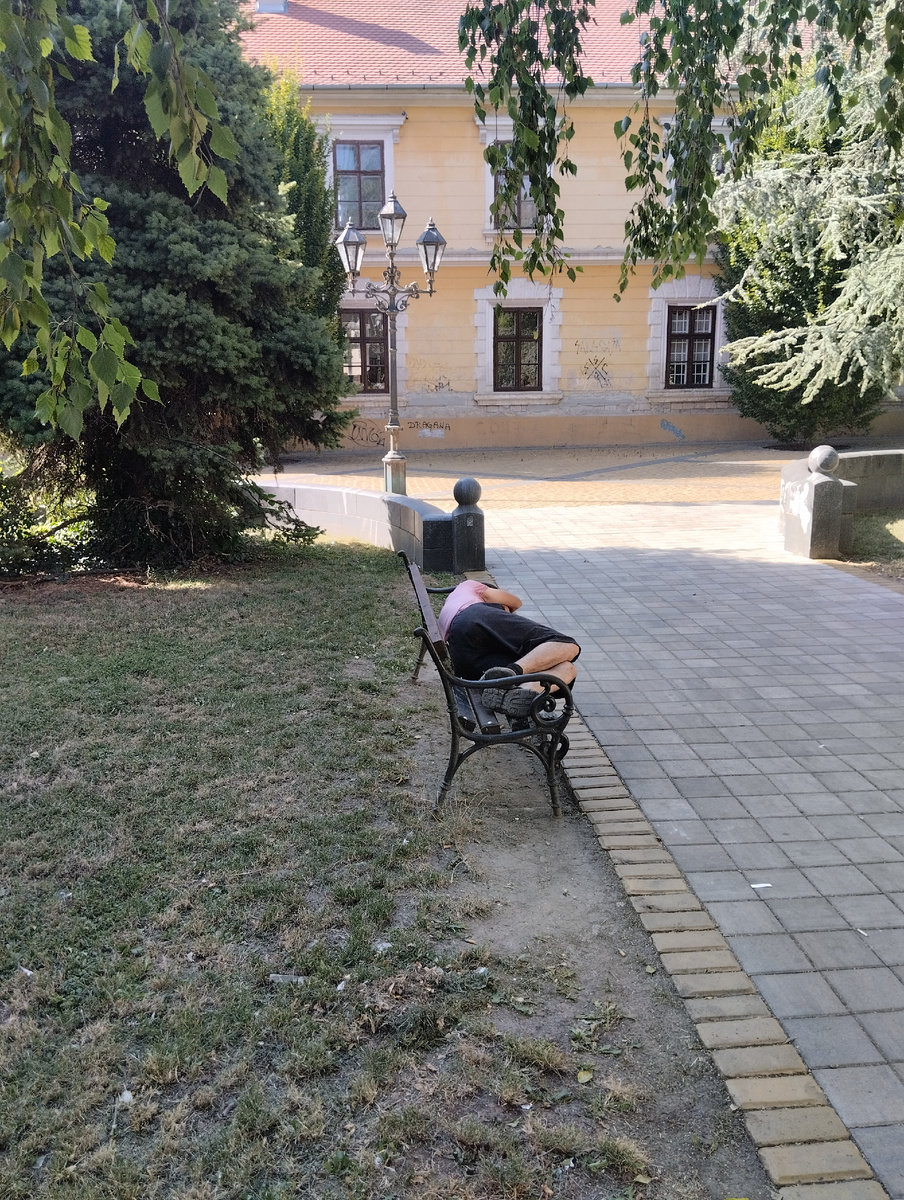 Есть и такое в Сомборе. Бедолага...