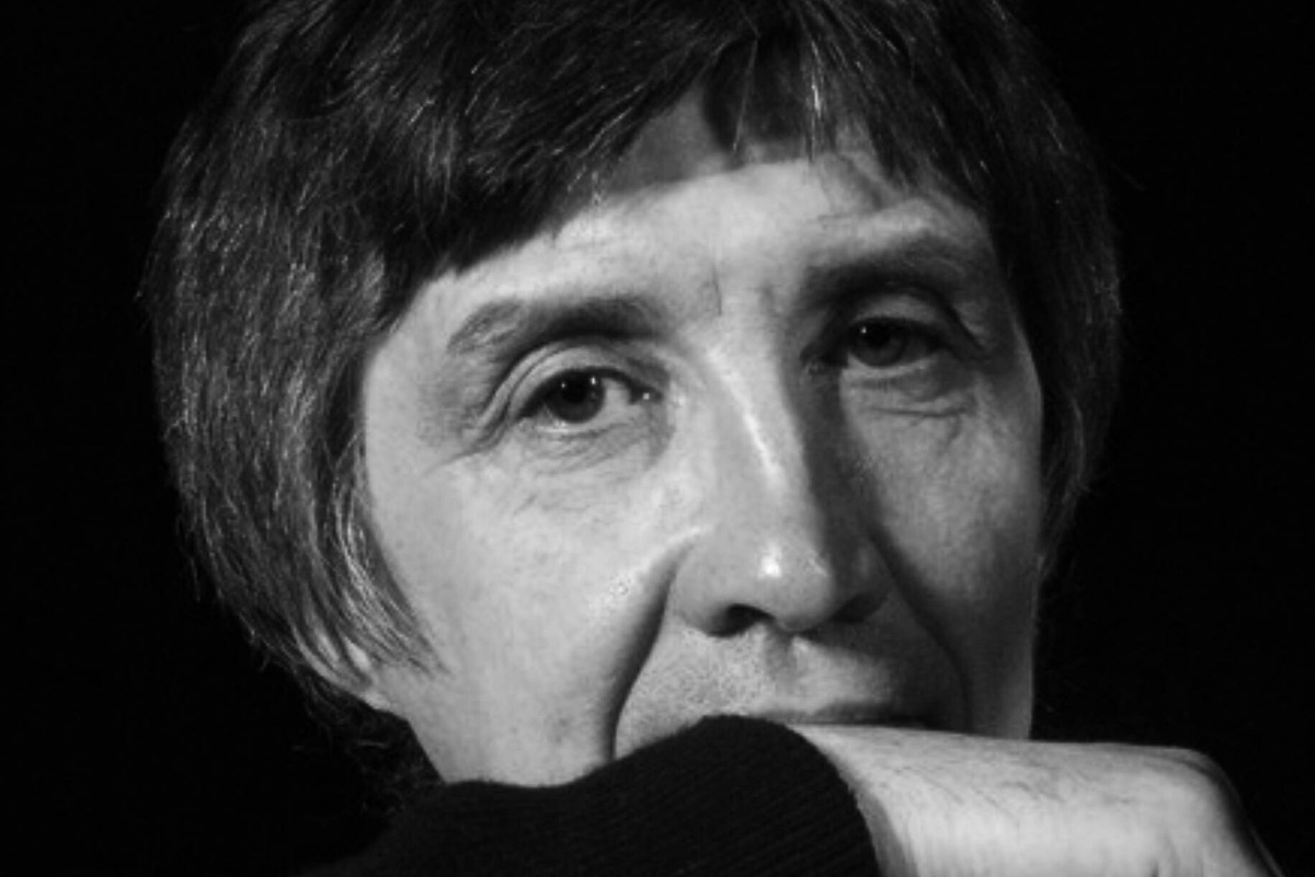     Погиб при восхождении на пик Ленина 58-летний бард и альпинист Евгений Банников