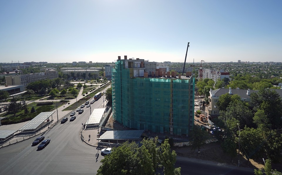    Вид на центральный в городе перекресток Ленина – Металлургов Александр ИВАНОВ