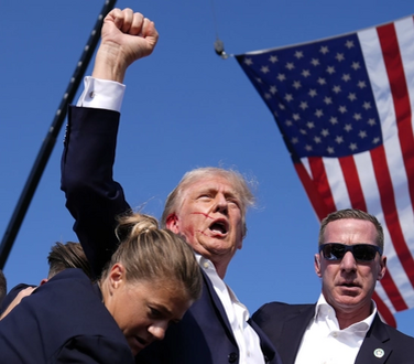 Фото ставшее символом первого покушения (хорошего хода)