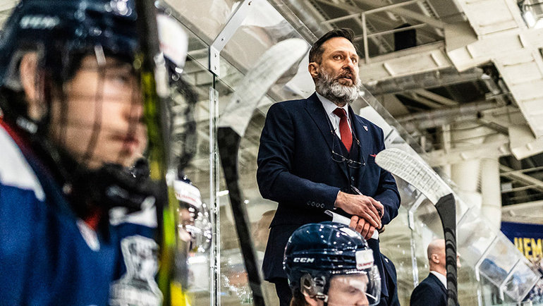    Дмитрий Федоров.ХК «Чайка»