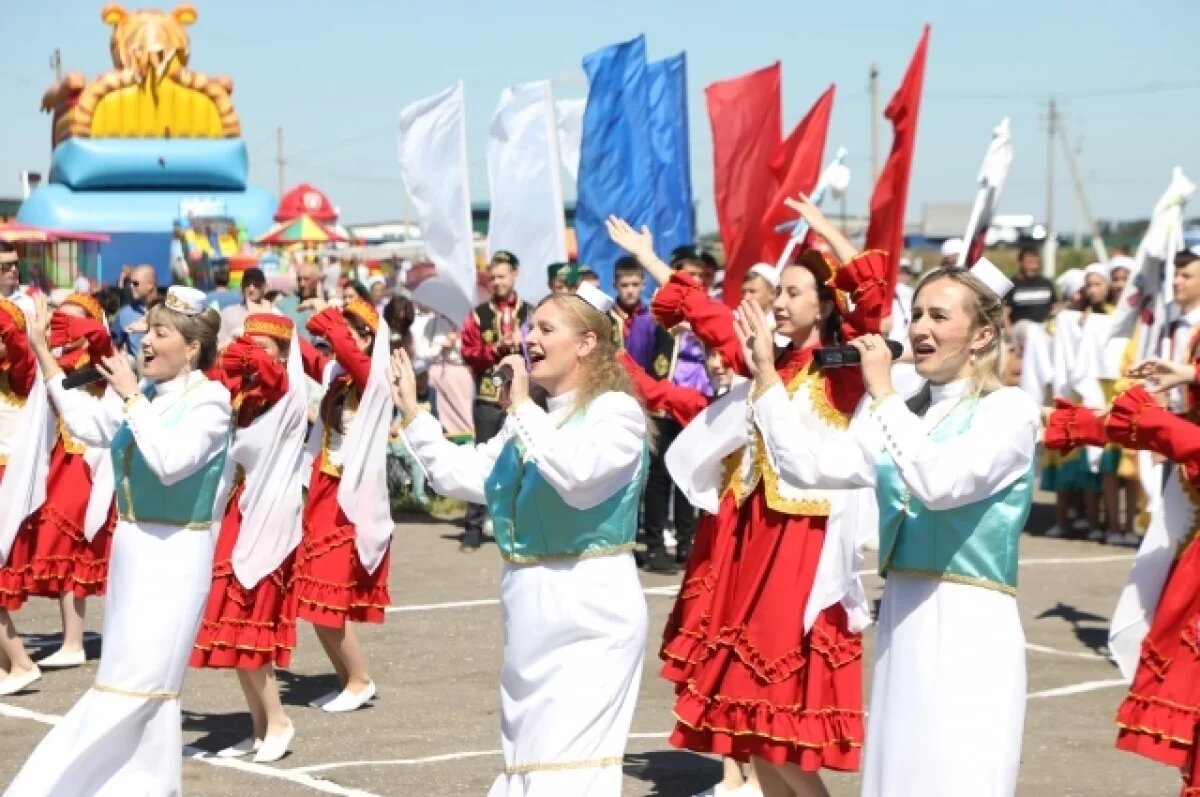    Сабантуй и праздник русского кваса.