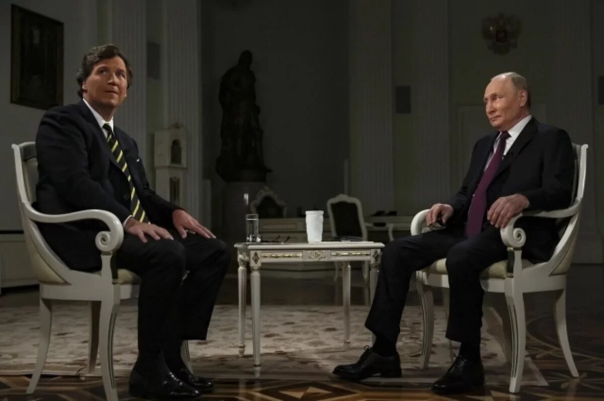    Такер Карлсон раскрыл подробности личной беседы с Путиным без камер