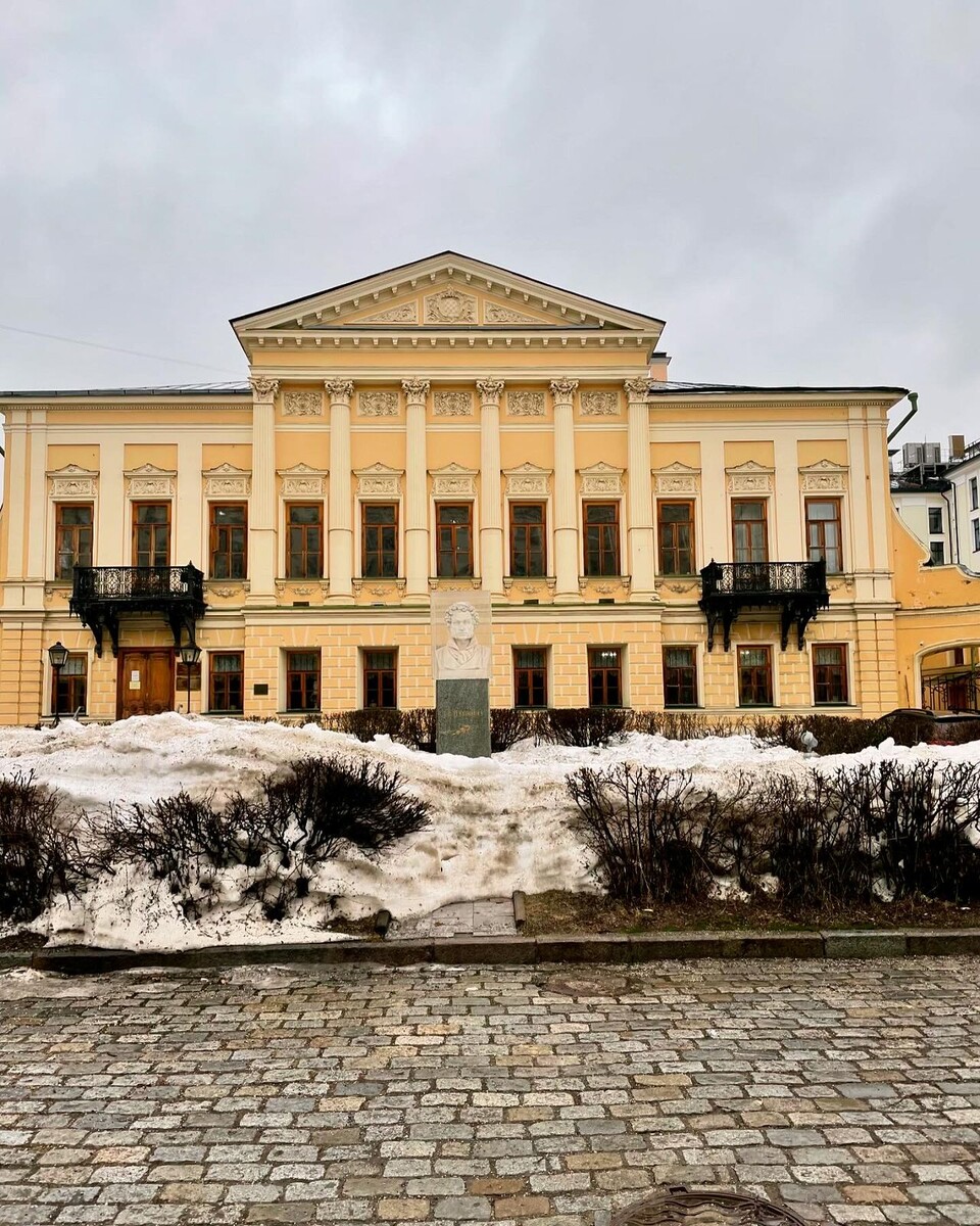 Библиотека-Читальня им. А.С.Пушкина в усадьбе Мамонтовых © "Покажу Москву"