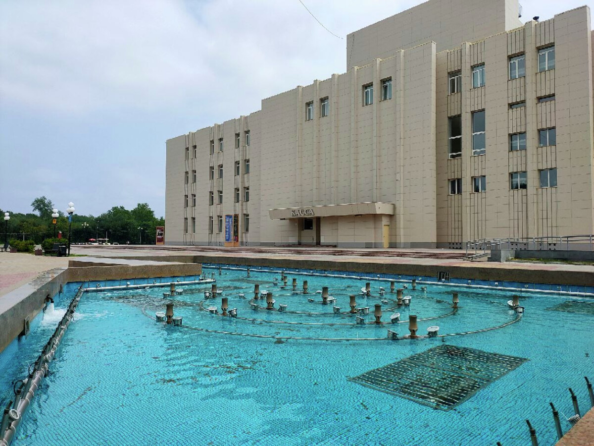    Фонтан у Драмтеатра