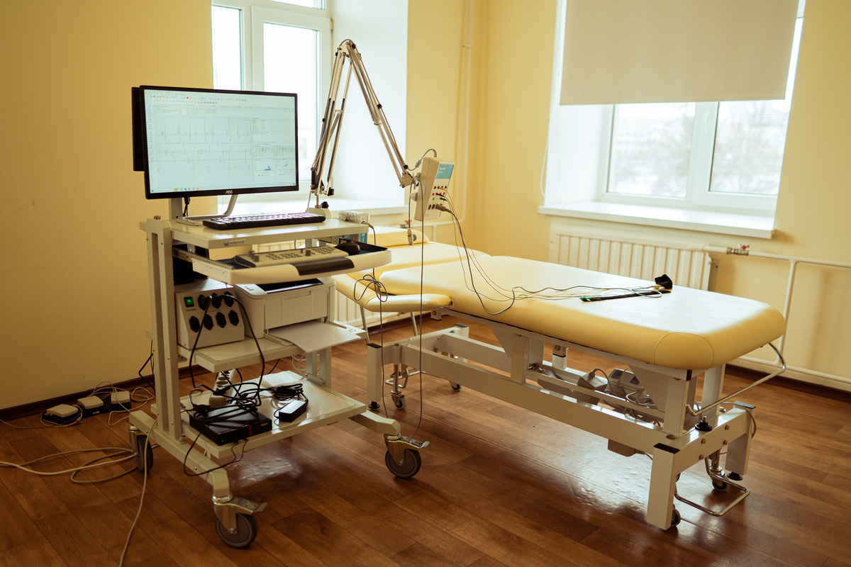 Аппарат электронейромиографии