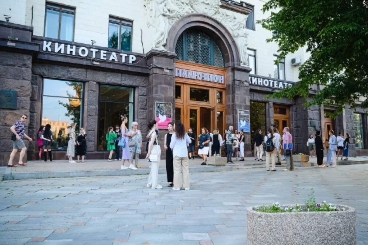    В Москве стартовал Фестиваль уличного кино.