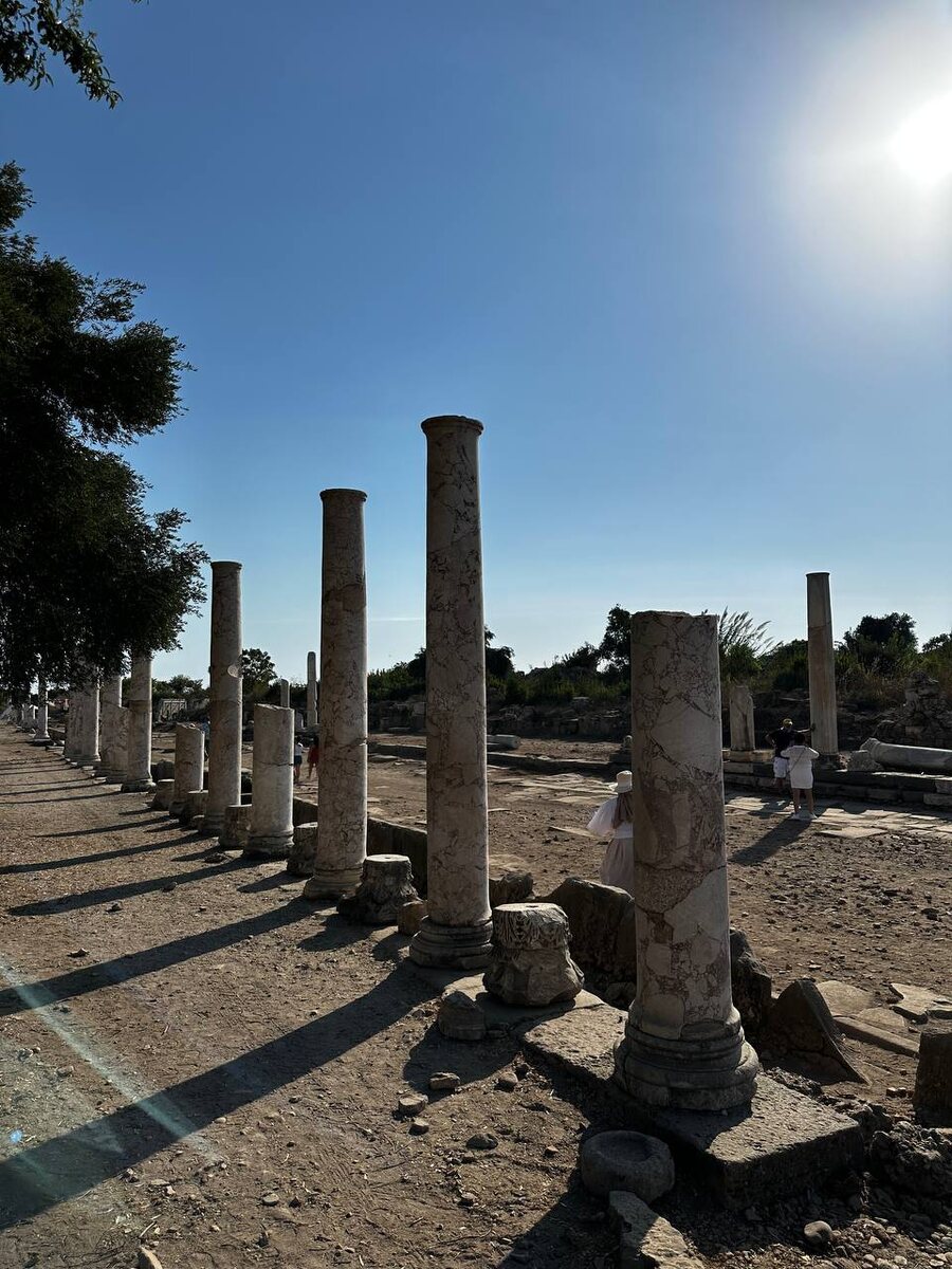 Древние руины в Сиде