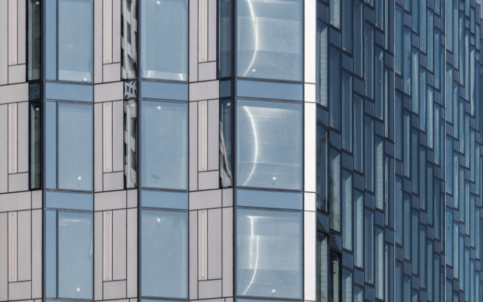 ЖК Береговой-2 с уникальным фасадом, созданном на алюминиевых системах для светопрозрачных конструкций