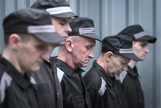    Украинские пленные в российском исправительном учреждении