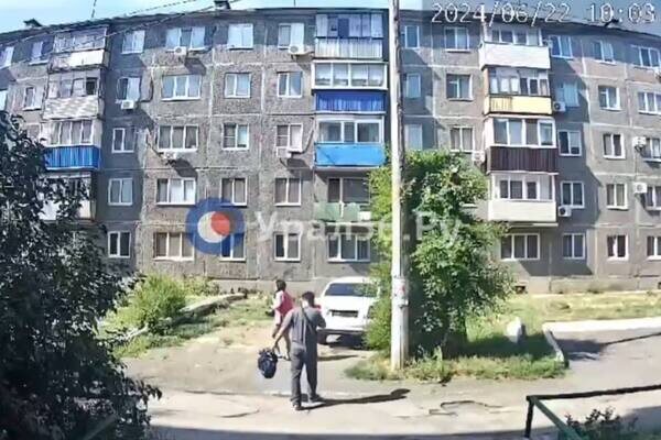    Похищал с работы и отвозил на трассу: Девушка, пострадавшая во время ДТП и драки в Орске, многодетная мать