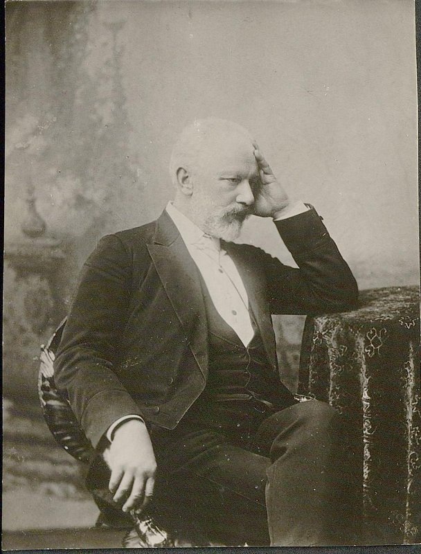 Чайковский П.И. во время гастролей в Харькове. Фотоателье А.К. Федецкого 1893 г.
