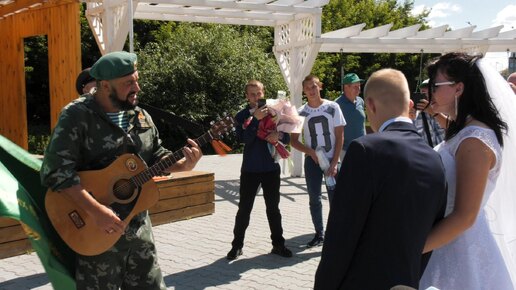 Download Video: Специальный репортаж: Позывной – «Бард». Павел Краузе выступил в Шадринске