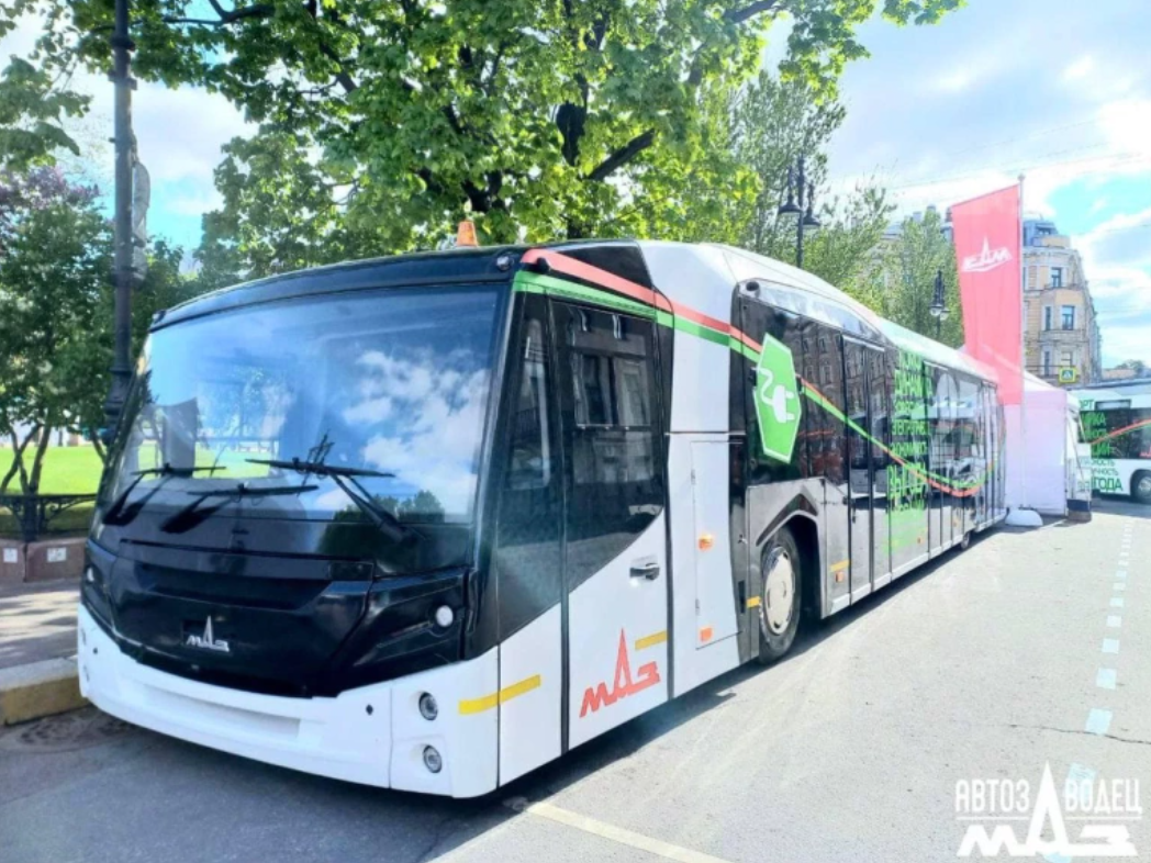 Автозавод «Маз»📷Перронный электробус белорусского производства для аэропорта «Пулково»