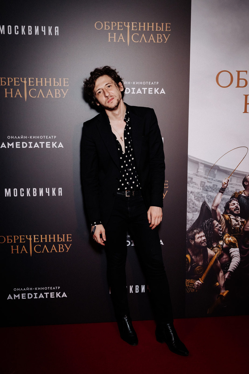 Листайте вправо, чтобы увидеть больше изображений