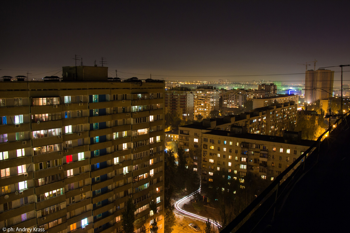 Ночной Волгоград с крыши дома | Ⓒ Andrey Krass