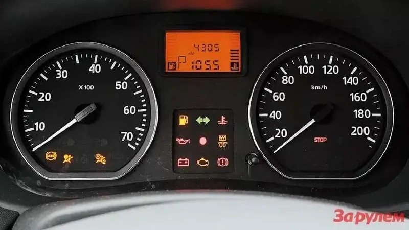 Указатель температуры в комбинации приборов множества автомобилей на платформе В0 высвечивает четыре темных плитки и при температуре 80 , и слегка за сотню градусов. Главное для него — не беспокоить водителя.
