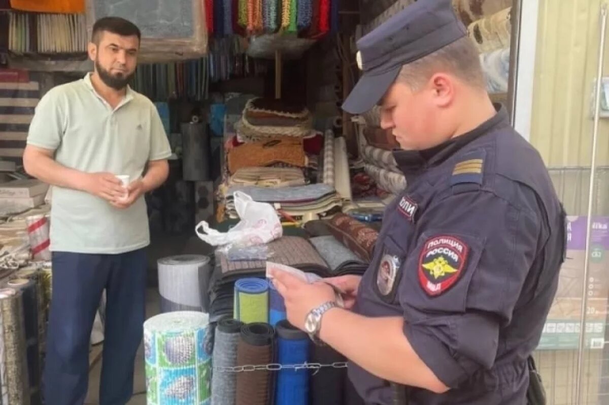    Выдворяемых из РФ иностранцев смогут помещать в спецучреждение на 48 часов