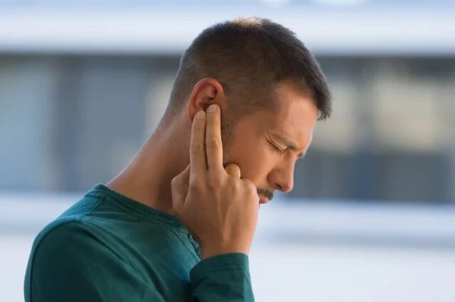    Как понять, что в ухе — пробка из серы?