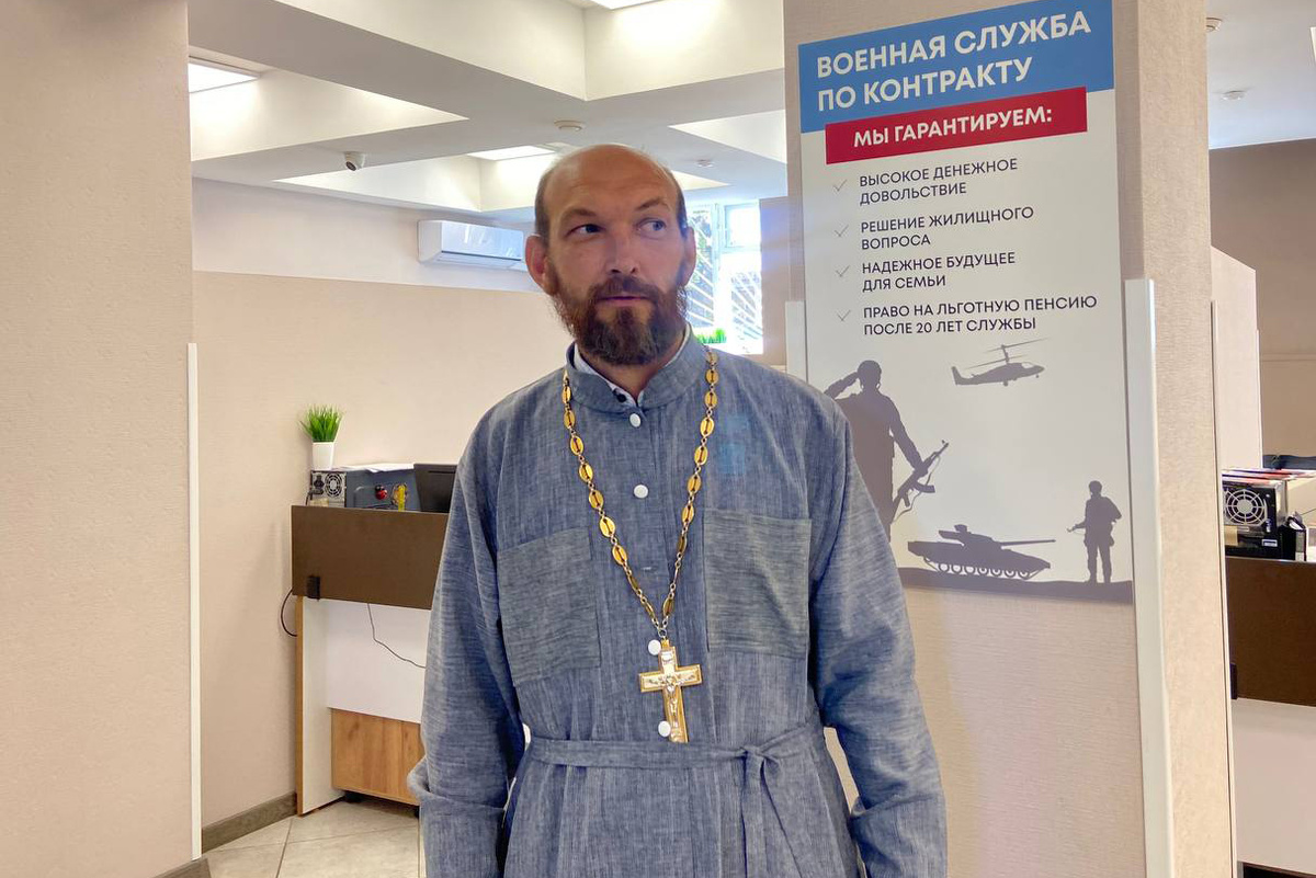    «О выплатах я и не знал, узнал вот только, когда пришел в центр «Батыр». Но я иду не за деньгами — хочу пользу принести».   
Фото: Альбина Хасаншина