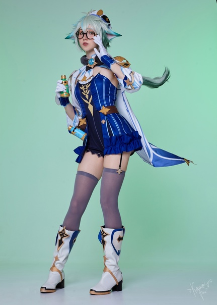 Косплеер: Sasha Lis, игра: Genshin Impact, персонаж: Сахароза