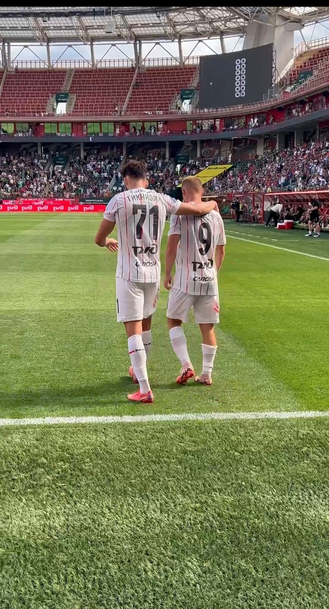 Празднование первого гола Локомотива в сезоне МИР РПЛ 2024/2025