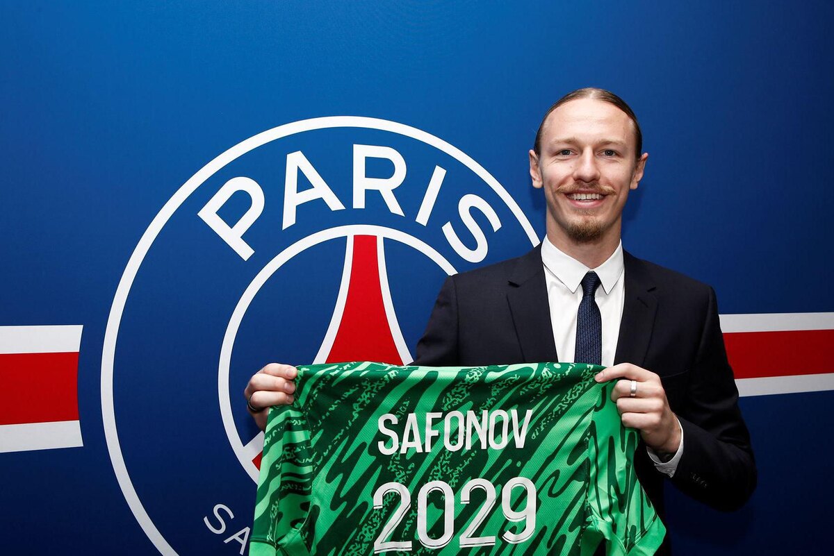psg.fr📷Матвей Сафонов