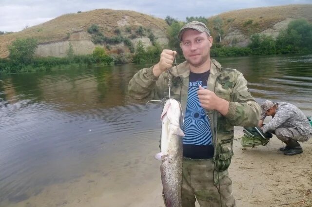    Где в Волгоградской области остаются места для рыбалки при жаркой погоде?